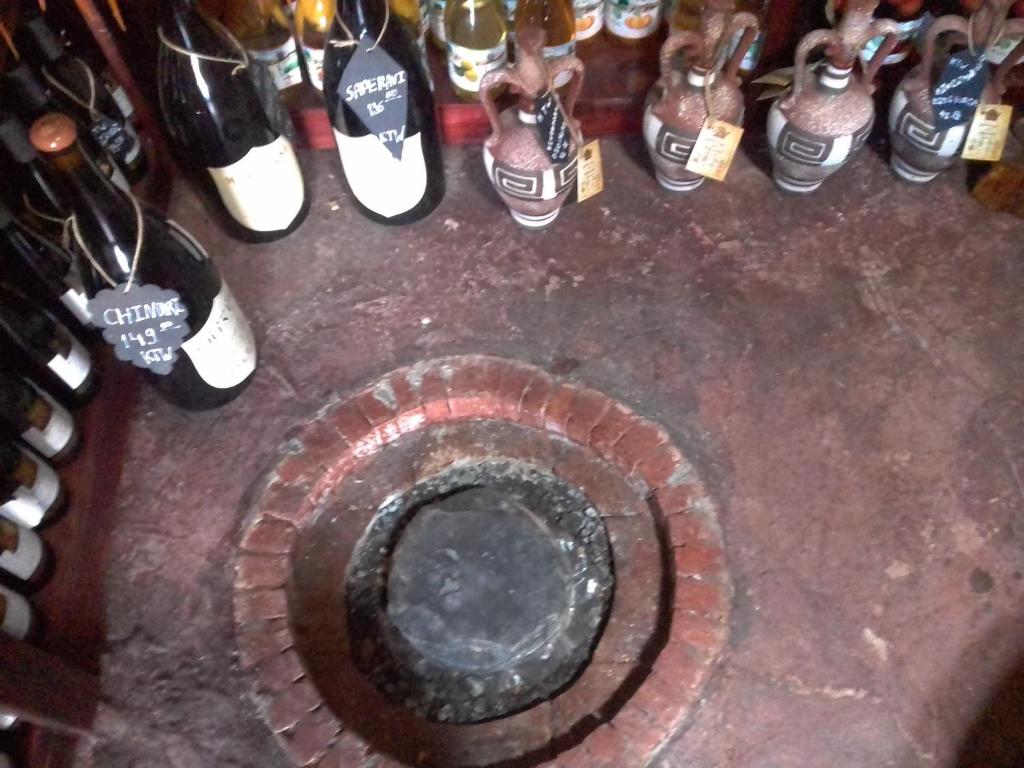 Guest House Wine room 6